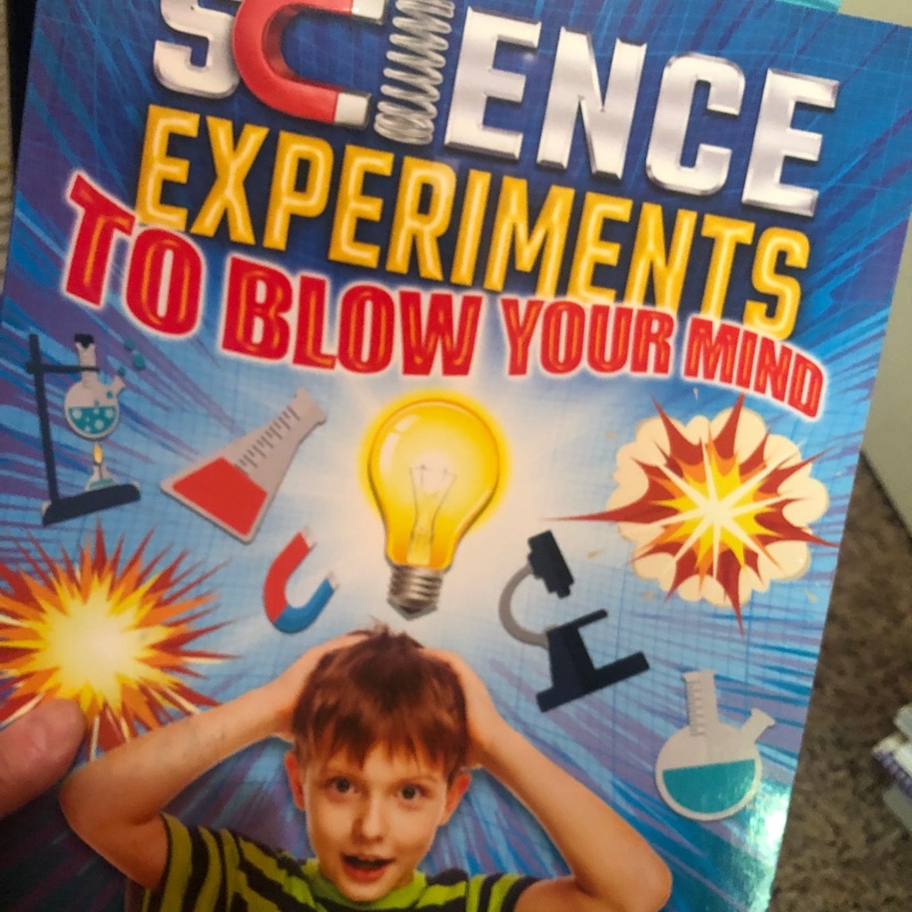 Science Experiment Book Set - Picture 9 of 17